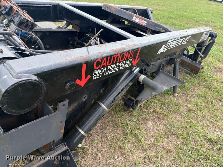 image for item EI7748 Master Lift 5000 truck mounted fork lift