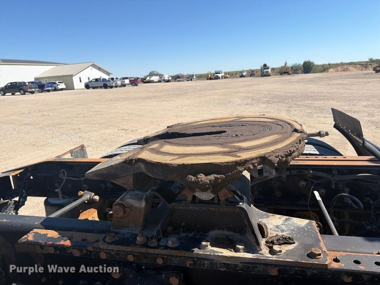 image for item EI7770 2007 Western Star 4900SA semi truck