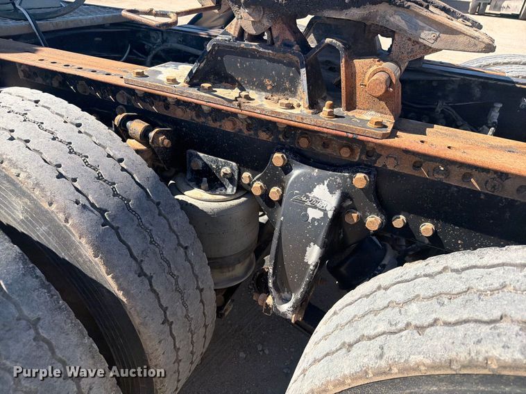 image for item EI7770 2007 Western Star 4900SA semi truck