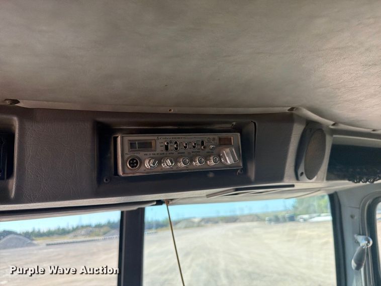 image for item EI7770 2007 Western Star 4900SA semi truck