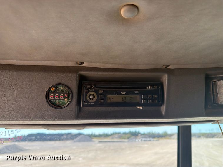 image for item EI7770 2007 Western Star 4900SA semi truck