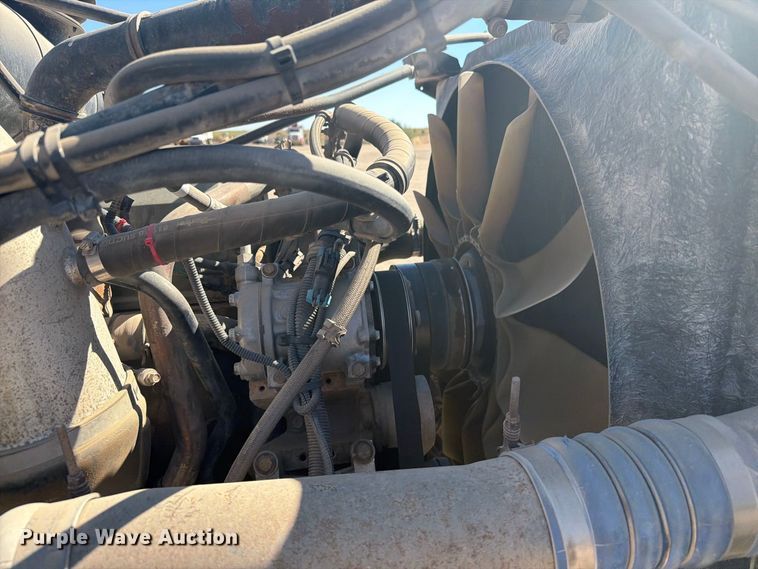 image for item EI7770 2007 Western Star 4900SA semi truck