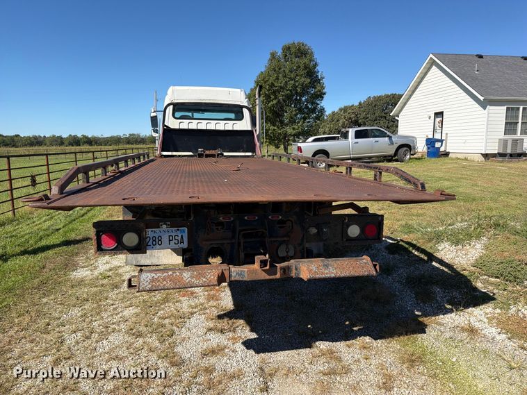 image for item EO8796 2009 Freightliner Business Class M2 Crew Cab rollback truck