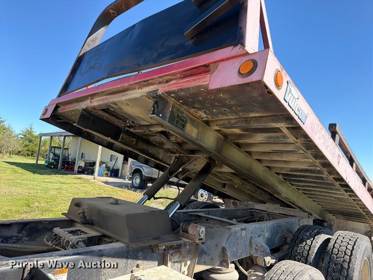 image for item EO8796 2009 Freightliner Business Class M2 Crew Cab rollback truck