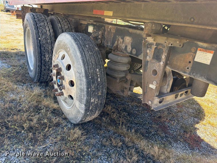 image for item EO8796 2009 Freightliner Business Class M2 Crew Cab rollback truck