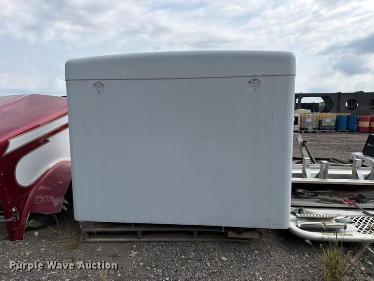 image for item EP7826 Kenworth sleeper