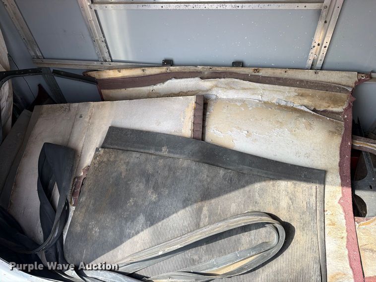 image for item EP7826 Kenworth sleeper