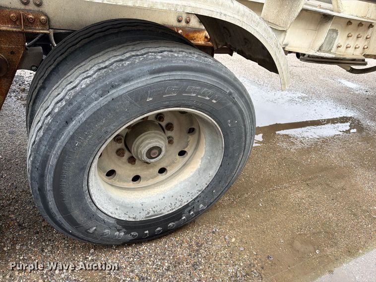 image for item EP7852 1990 Fruehauf HAB-F2-JA 1000 pneumatic dry bulk trailer