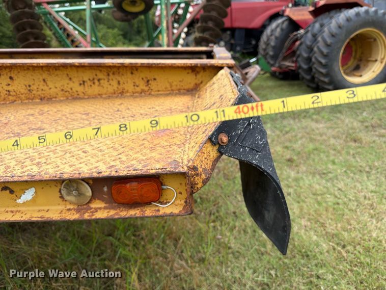 image for item EP7861 1973 Chancey BT35 drop deck equipment trailer