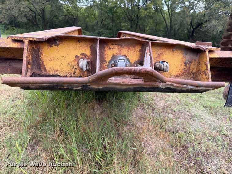 image for item EP7861 1973 Chancey BT35 drop deck equipment trailer