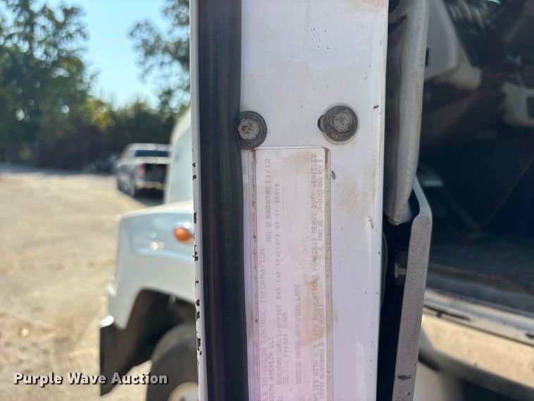 image for item ER3295 2013 Western Star 4700 semi truck