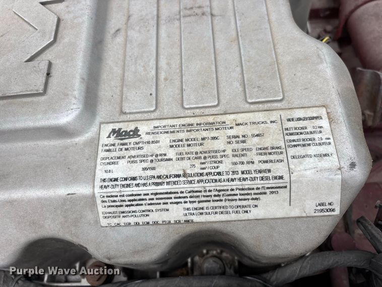 image for item ER3375 2014 Mack CXU semi truck