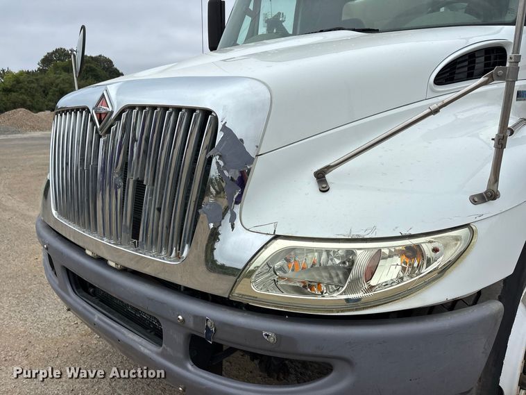 image for item ER3381 2012 International DuraStar 4300 street sweeper truck