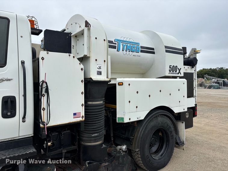 image for item ER3381 2012 International DuraStar 4300 street sweeper truck