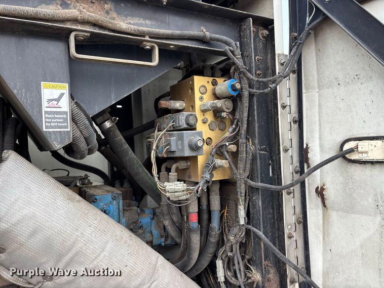 image for item ER3381 2012 International DuraStar 4300 street sweeper truck