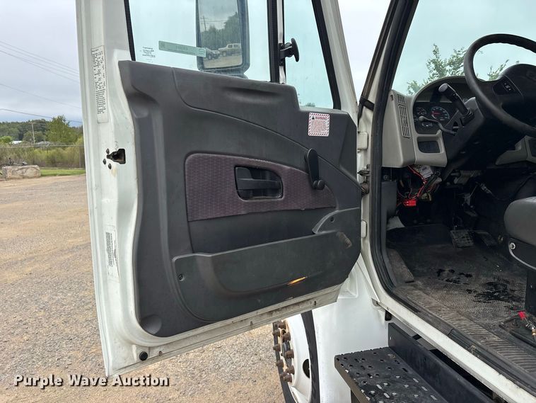 image for item ER3381 2012 International DuraStar 4300 street sweeper truck