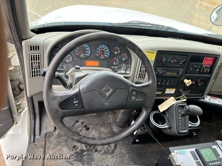 image for item ER3381 2012 International DuraStar 4300 street sweeper truck