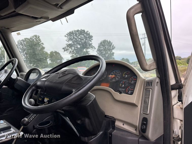 image for item ER3381 2012 International DuraStar 4300 street sweeper truck