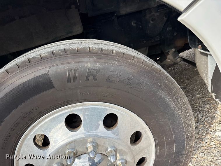 image for item ER3402 2018 Kenworth T880 semi truck