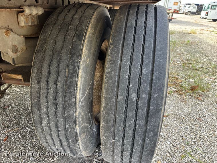 image for item ER3405 2006 Stoughton ZGPVW-535T-S-C-AR dry van trailer