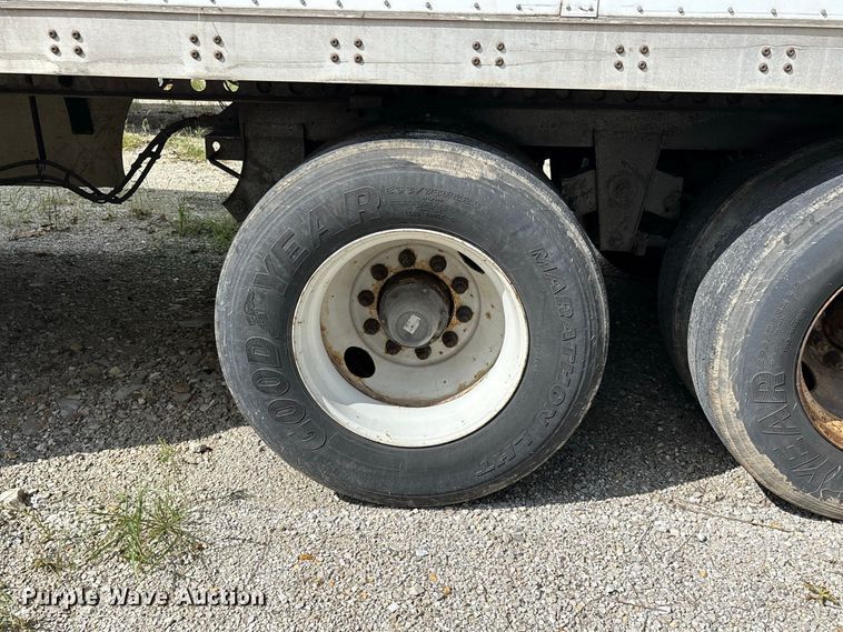 image for item ER3407 2011 Wabash dry van trailer