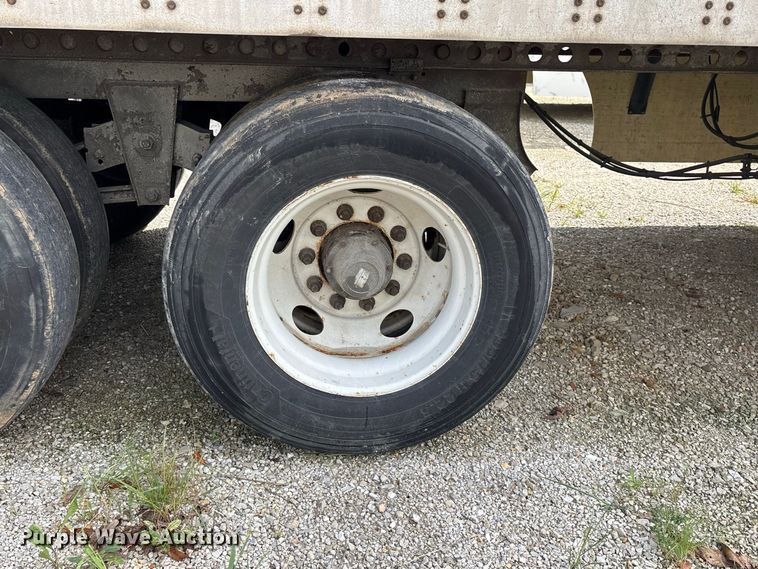 image for item ER3407 2011 Wabash dry van trailer