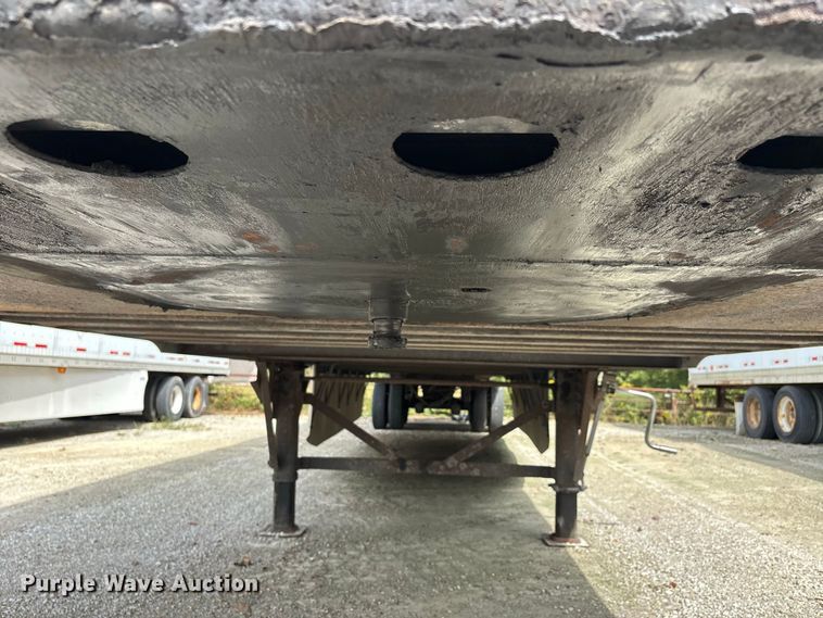 image for item ER3408 2011 Wabash dry van trailer