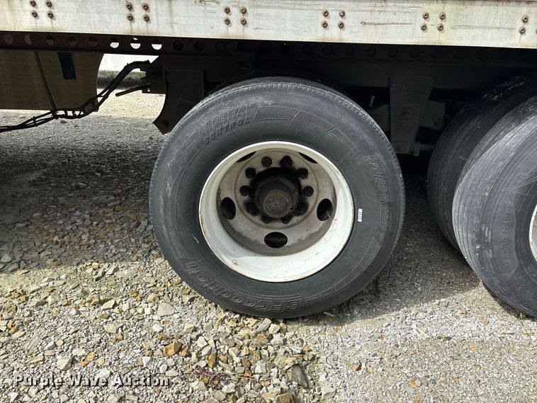 image for item ER3408 2011 Wabash dry van trailer
