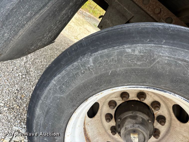 image for item ER3408 2011 Wabash dry van trailer