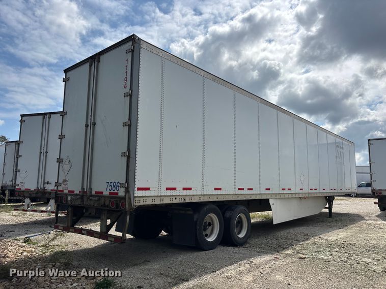 image for item ER3411 2011 Wabash dry van trailer