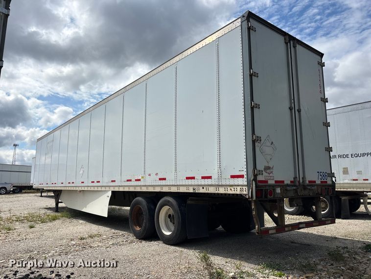 image for item ER3411 2011 Wabash dry van trailer