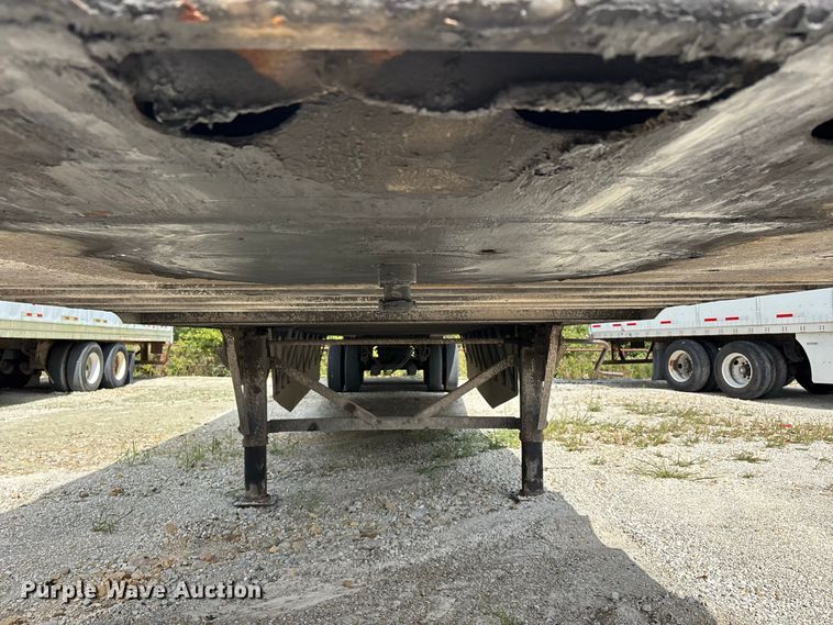 image for item ER3411 2011 Wabash dry van trailer