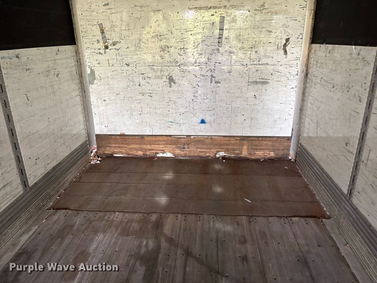 image for item ER3411 2011 Wabash dry van trailer