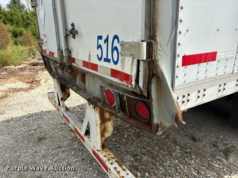 image for item ER3412 2011 Wabash dry van trailer