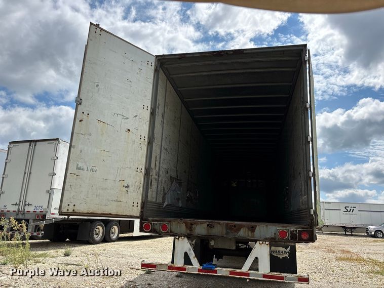 image for item ER3412 2011 Wabash dry van trailer