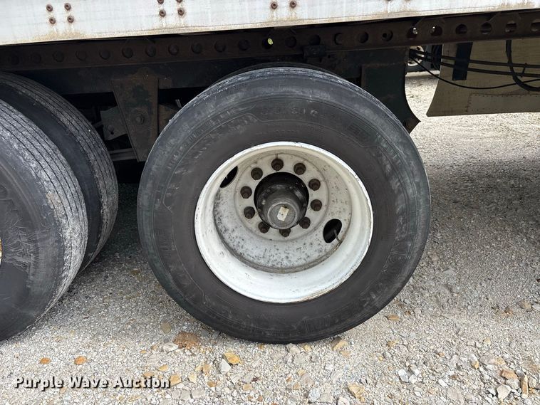 image for item ER3412 2011 Wabash dry van trailer
