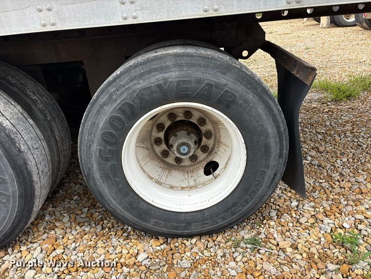 image for item ER3414 2007 Utility VS2DC dry van trailer