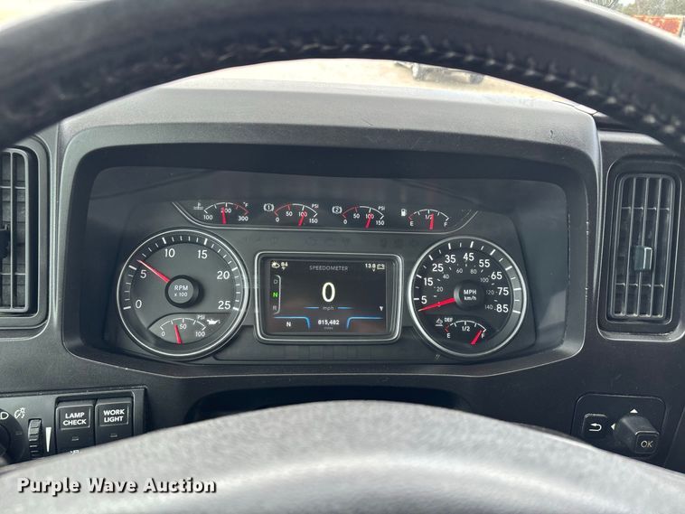 image for item ER3415 2018 International LT625 semi truck