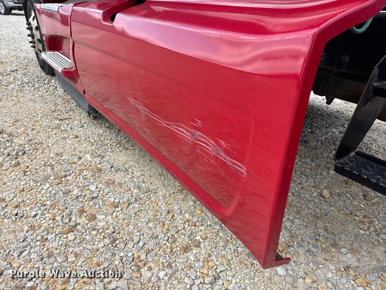 image for item ER3416 2018 International LT625 semi truck