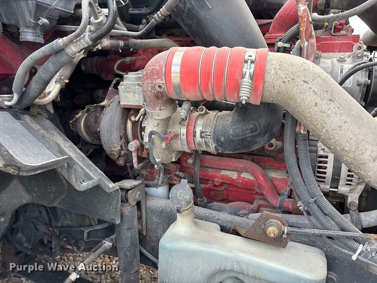 image for item ER3416 2018 International LT625 semi truck