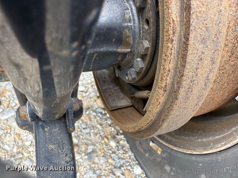 image for item ER3416 2018 International LT625 semi truck