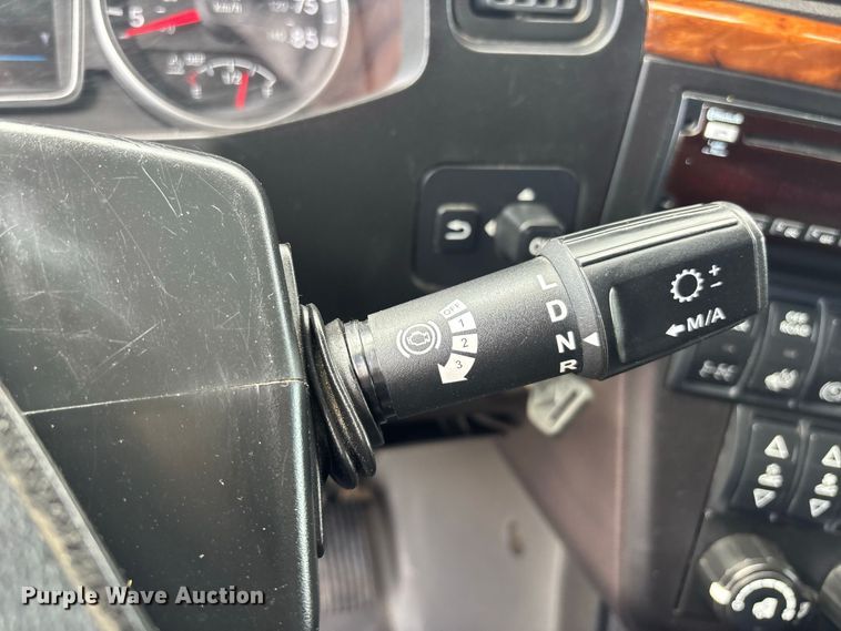 image for item ER3417 2018 International LT625 semi truck