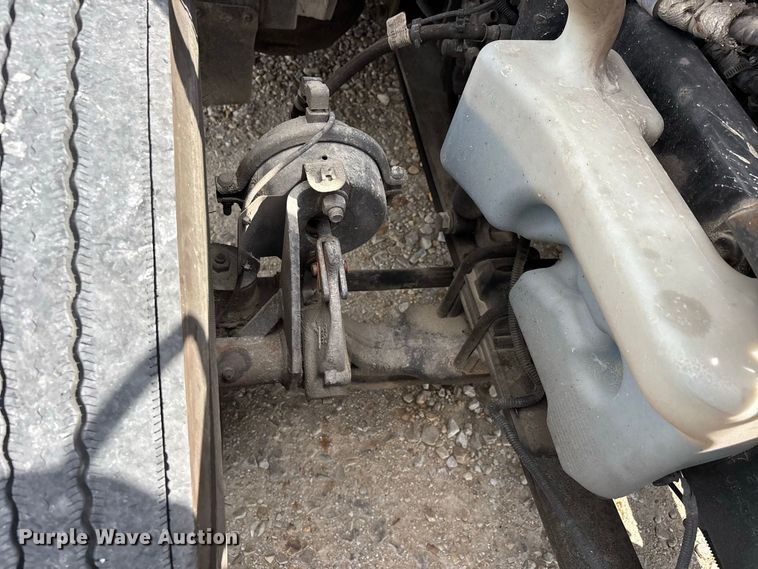 image for item ER3417 2018 International LT625 semi truck