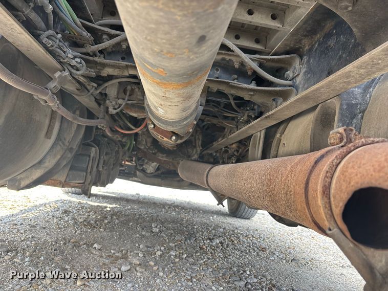 image for item ER3417 2018 International LT625 semi truck