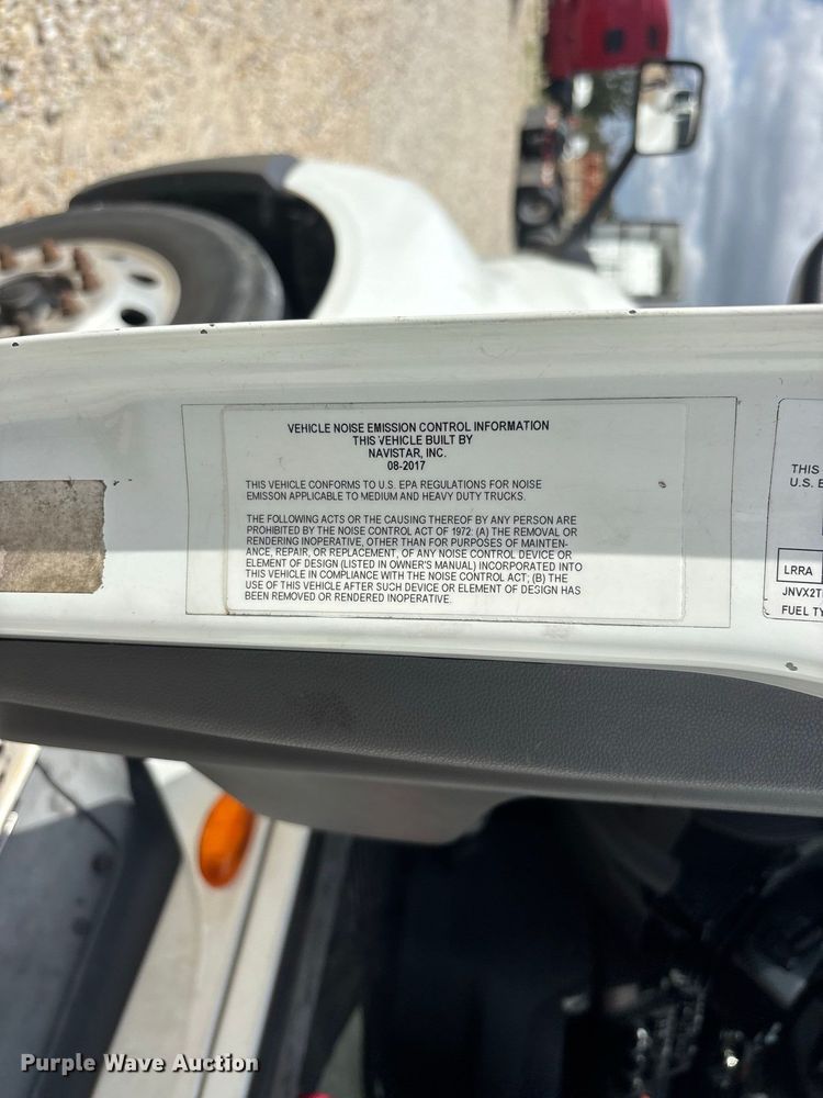 image for item ER3417 2018 International LT625 semi truck