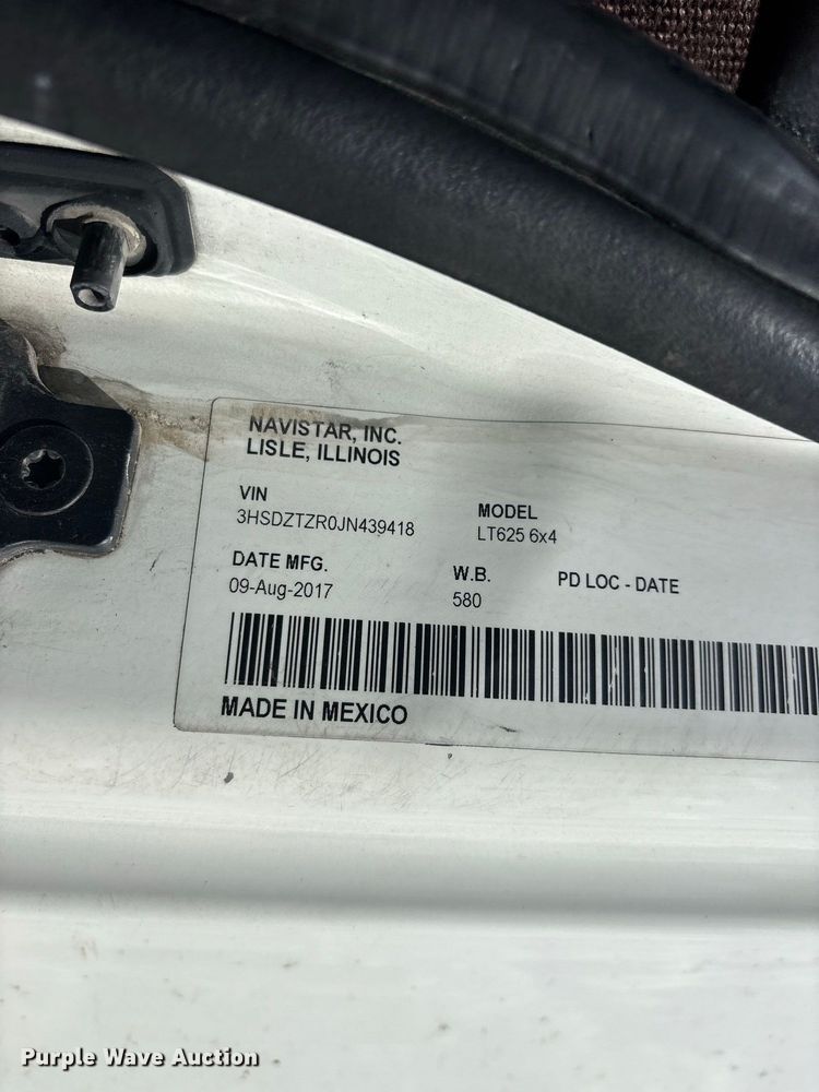 image for item ER3417 2018 International LT625 semi truck
