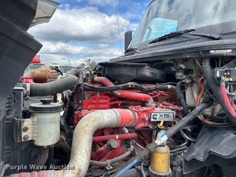 image for item ER3418 2020 International LT625 semi truck