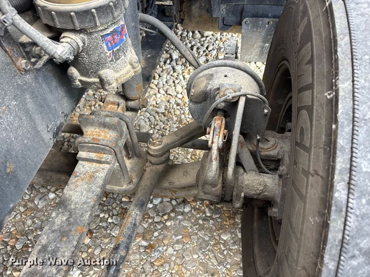 image for item ER3418 2020 International LT625 semi truck