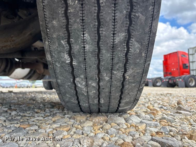 image for item ER3418 2020 International LT625 semi truck