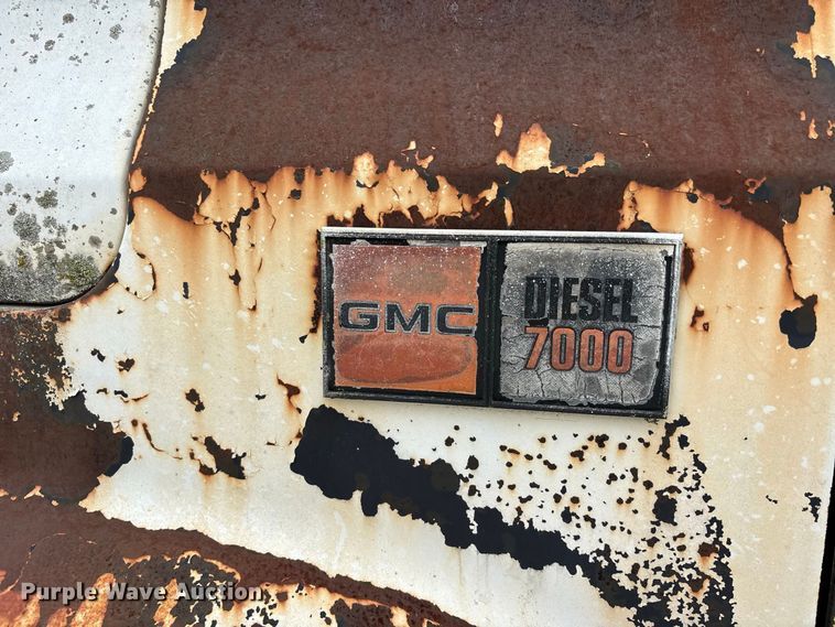 image for item ER3419 1988 GMC C7 digger derrick truck